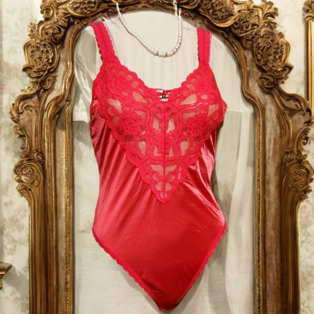 Vintage Red LINGERIE TEDDY